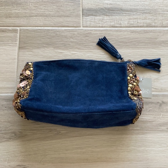 Anthropologie Handbags - NWT Anthropologie Jasper & Jeera suede clutch bag